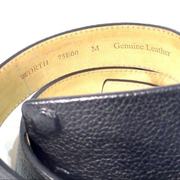 W by WORTH | Pebble Leather Belt | Leather Covered Bolts on Plaque - Picture 7 of 8